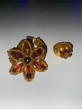 Gold and Amber Flower Beaded Ring and Small Bracelet